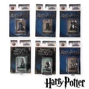 Harry Potter & Fantastic Beasts Collectible Figurine Set